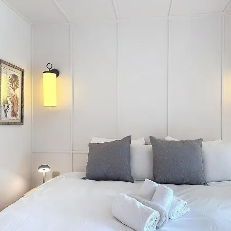 Urban Elite Yourhosthelper Apartment Deauville