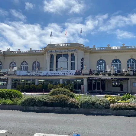 Urban Elite Yourhosthelper Lägenhet Deauville